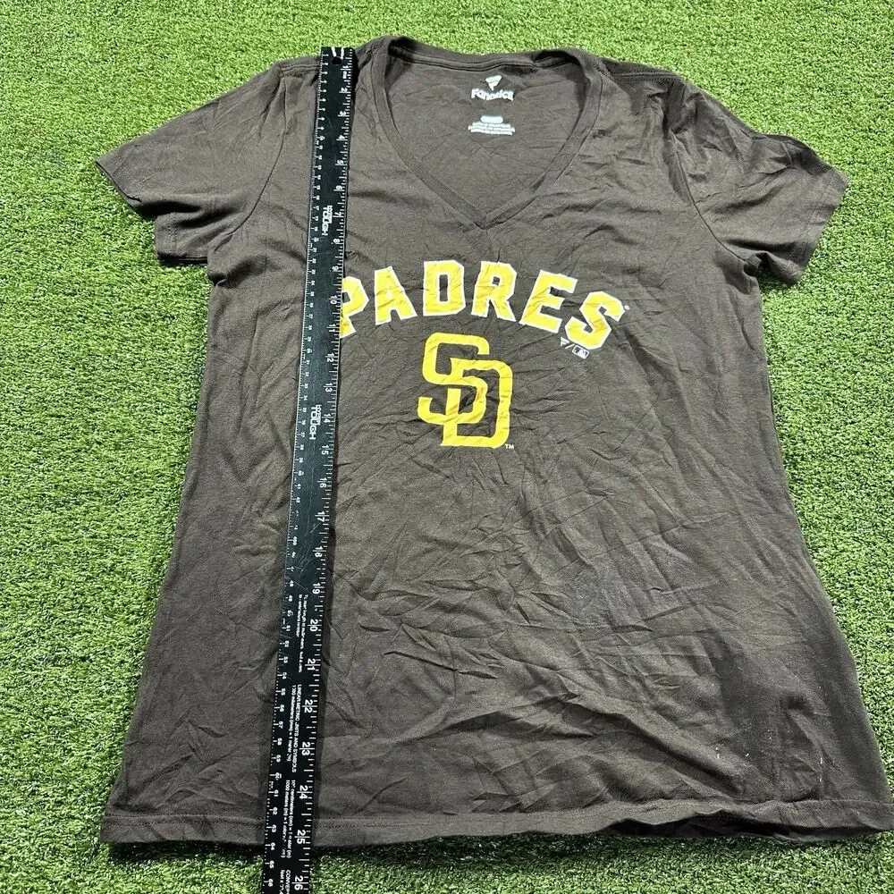 Women's Brown San Diego Padres S Short Sleeve V-Neck T-Shirt NWOT